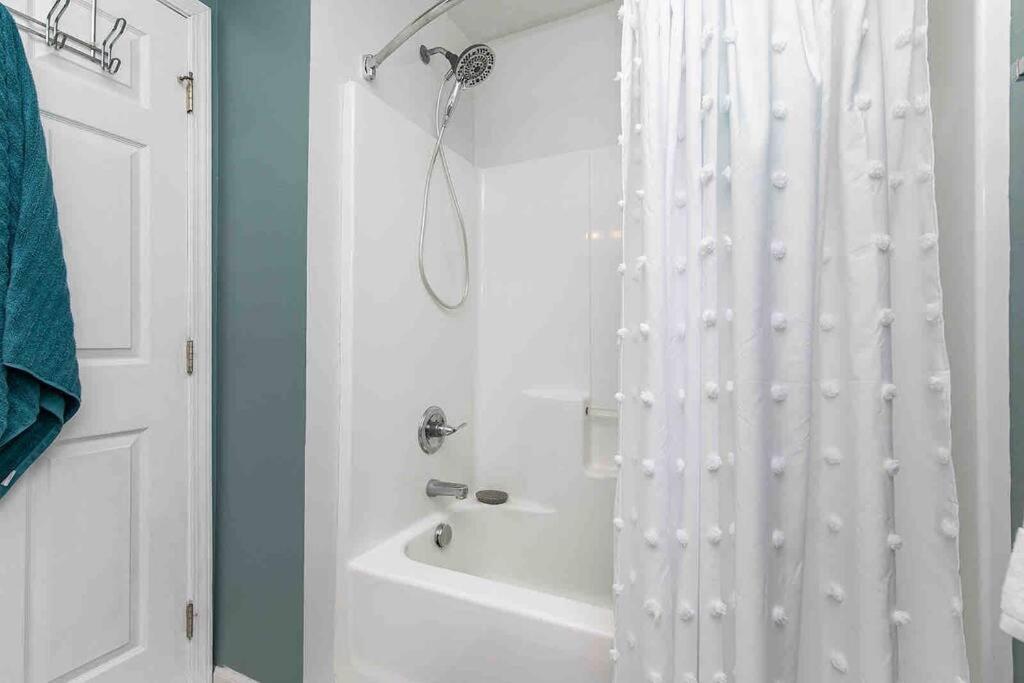 Family Friendly Home Close To Airport And Downtown Des Moines Exterior photo